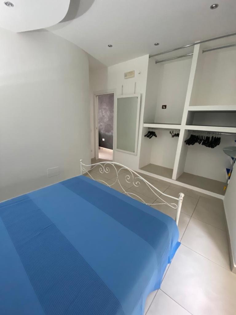 Fantasia House Apartment Монополи Екстериор снимка